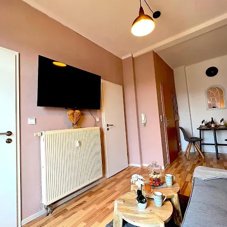 Elbling Mit Terrasse - Netflix - Parkplatz - Weinbergblick Daire Meißen