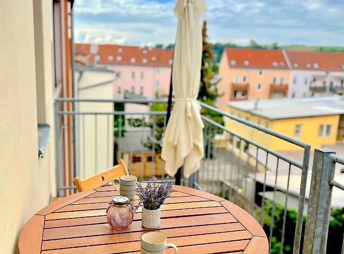 Elbling Mit Terrasse - Netflix - Parkplatz - Weinbergblick